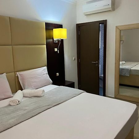 Guest House La Plaza لواندا المظهر الخارجي الصورة