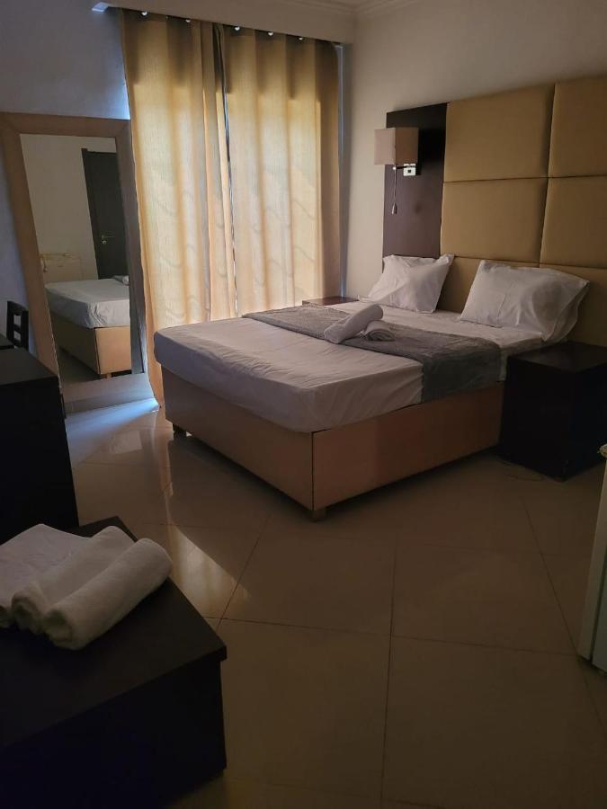 Guest House La Plaza لواندا المظهر الخارجي الصورة